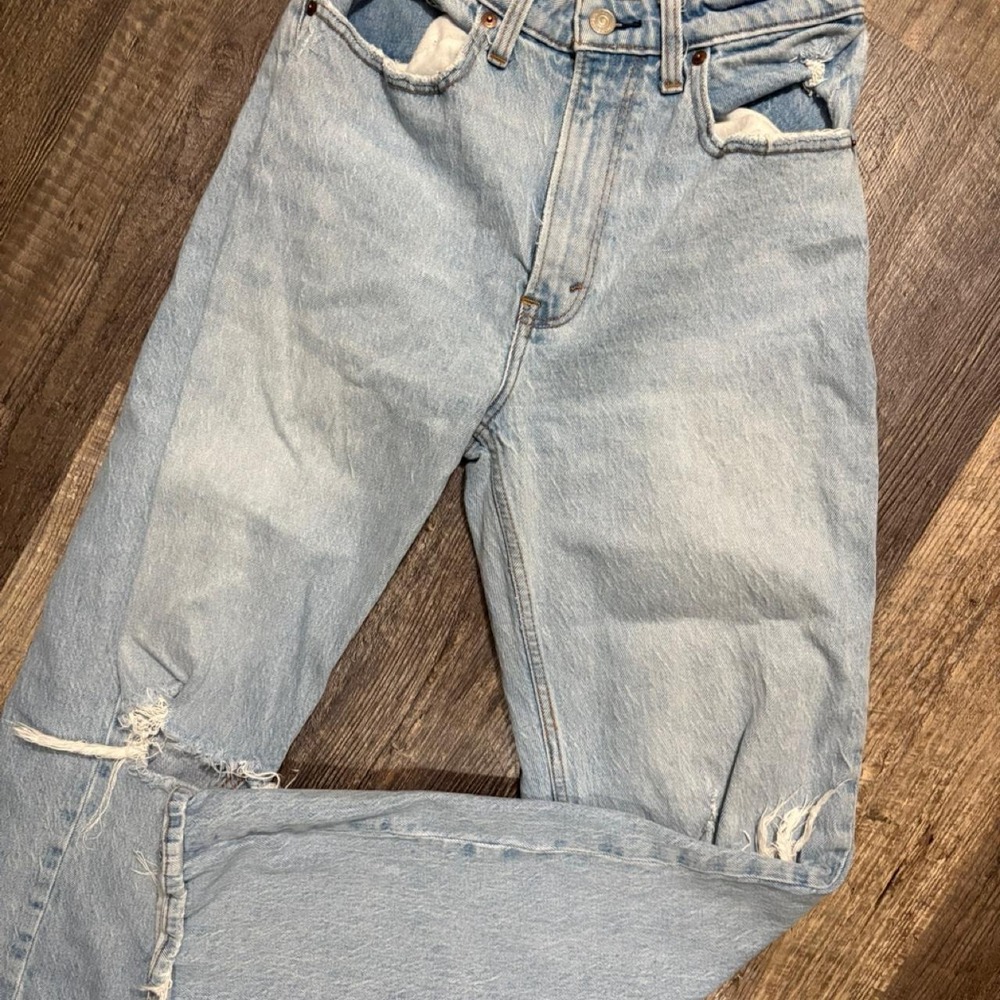 Abercrombie & Fitch light wash distressed denim jeans Size 26
